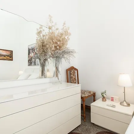 Confortevole - 8 Min Centro Citta Appartement *