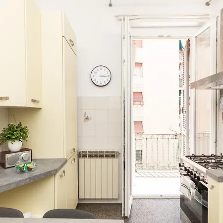 Confortevole - 8 Min Centro Citta Appartement